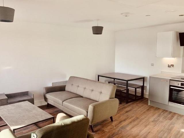 2 bedroom apartment to rent