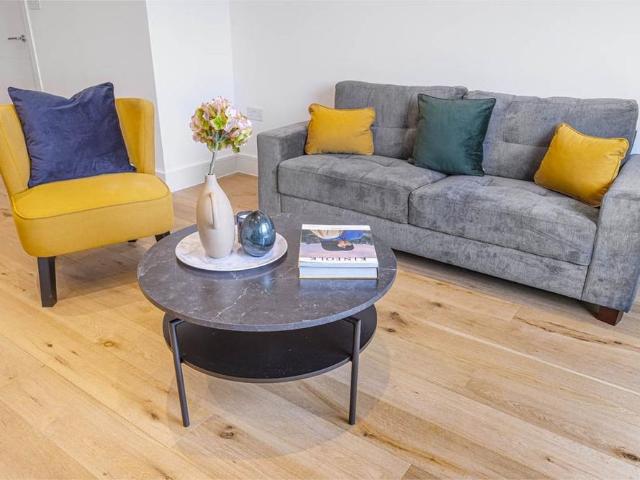 2 bedroom apartment to rent