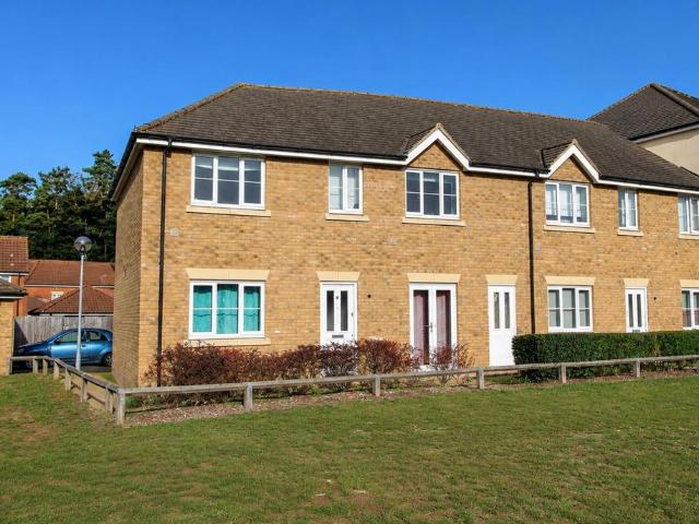 2 bedroom apartment to rent