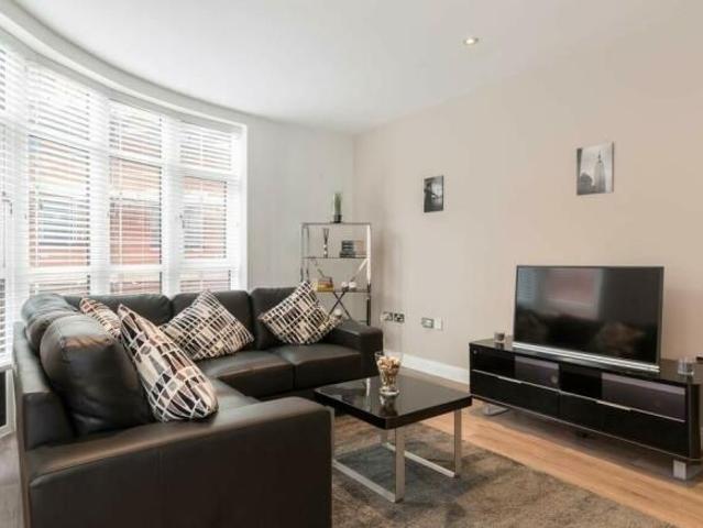 2 bedroom apartment to rent