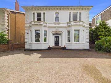 Leamington Spa, Warwickshire county, Midlands