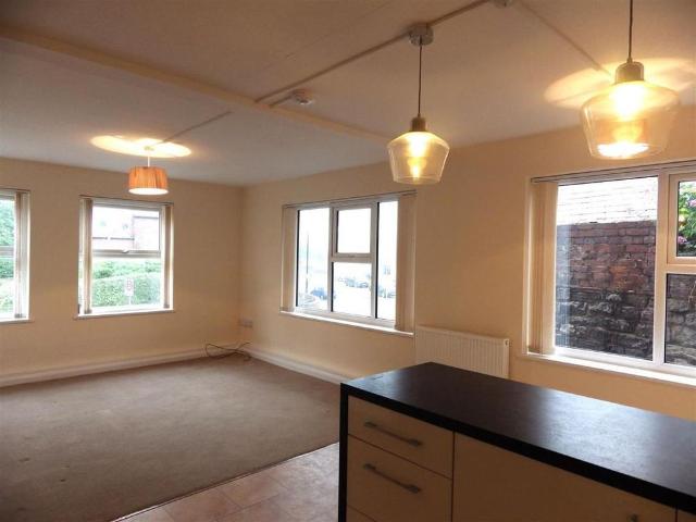 2 bedroom apartment to rent