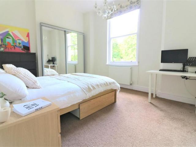 2 bedroom apartment to rent