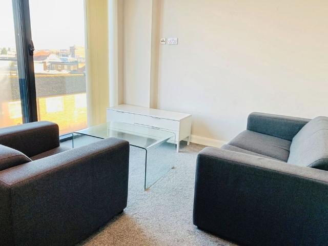2 bedroom apartment to rent