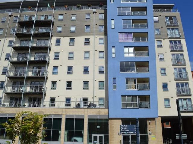2 bedroom apartment to rent