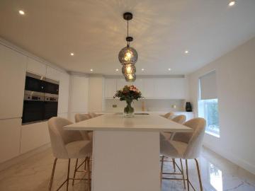 2 bedroom apartment to rent