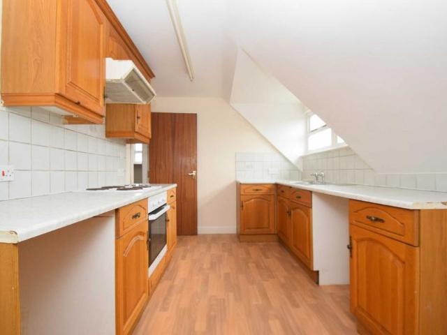 2 bedroom apartment to rent