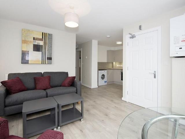 2 bedroom apartment to rent