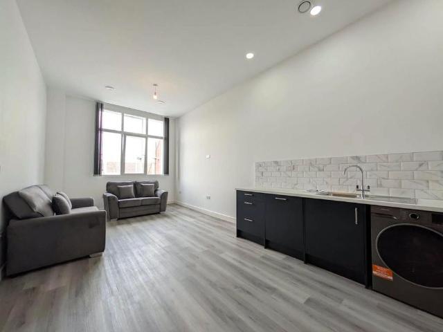 2 bedroom apartment to rent