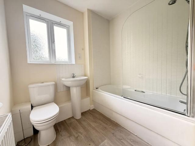 2 bedroom apartment to rent