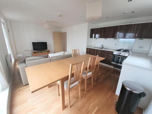 2 bedroom apartment to rent