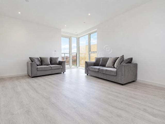 2 Bedroom Apartment To Rent £2,030 pcm