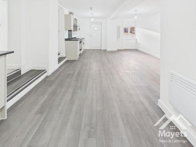 2 bedroom apartment to rent