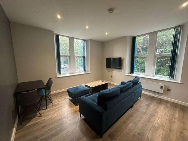 2 bedroom apartment to rent