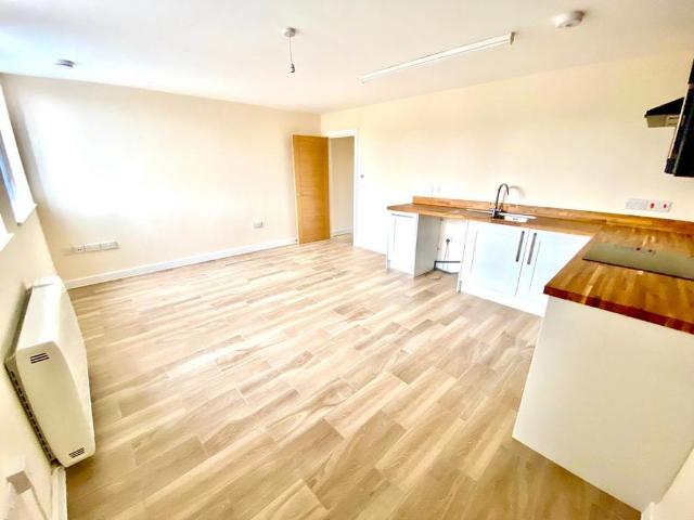2 bedroom apartment to rent