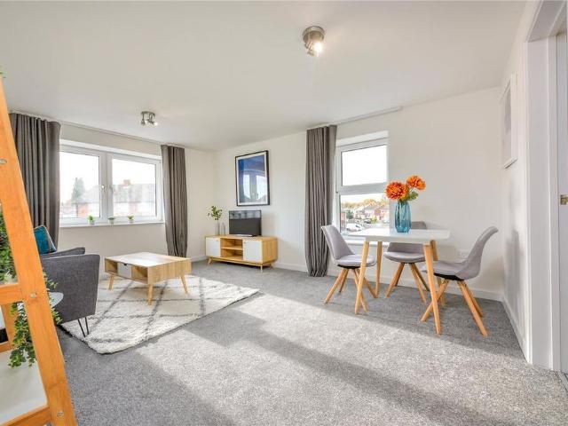 2 bedroom apartment to rent