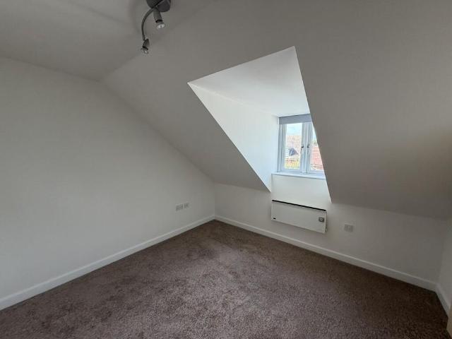 2 bedroom apartment to rent