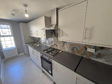 2 bedroom apartment to rent