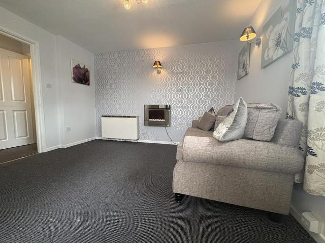 2 bedroom apartment to rent