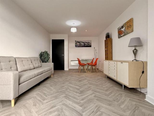 2 bedroom apartment to rent