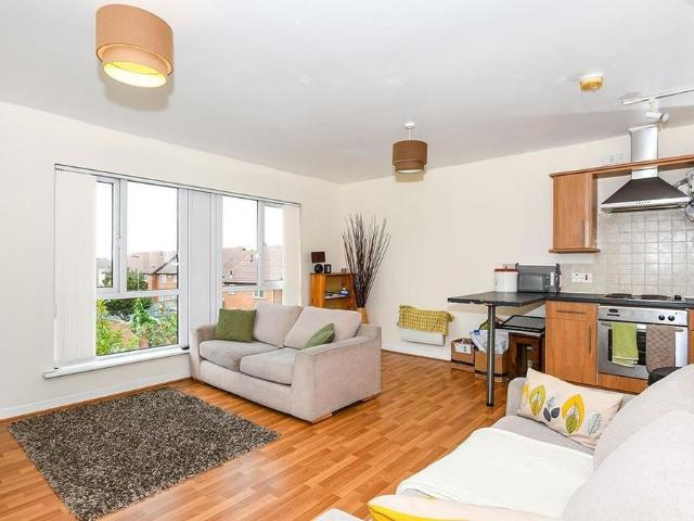 2 bedroom apartment to rent