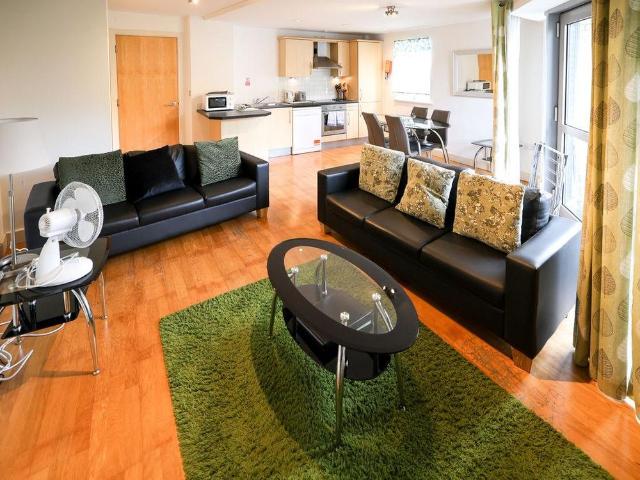 2 bedroom apartment to rent