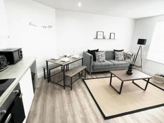 2 bedroom apartment to rent