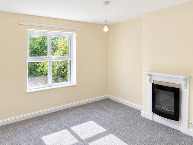 2 bedroom apartment to rent
