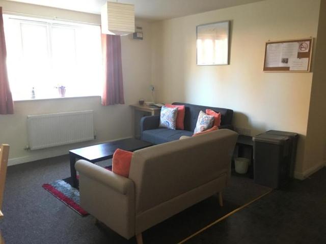 2 bedroom apartment to rent