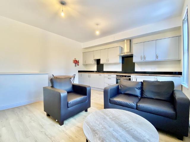 2 bedroom apartment to rent