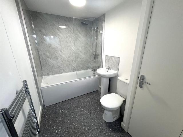 2 bedroom apartment to rent