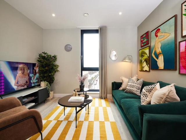 2 bedroom apartment to rent