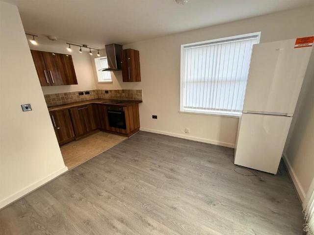2 bedroom apartment to rent