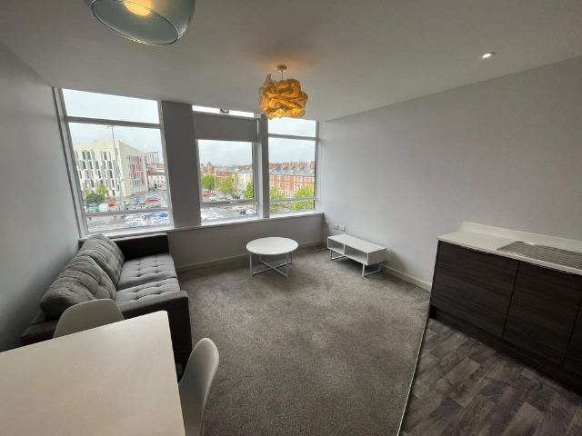 2 bedroom apartment to rent
