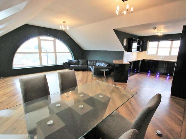 2 bedroom apartment to rent