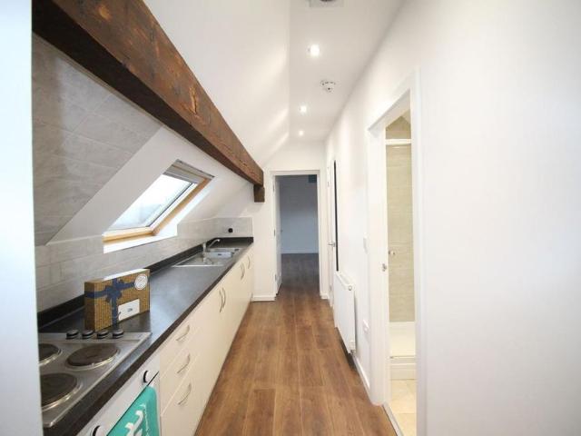2 bedroom apartment to rent