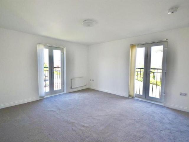 2 bedroom apartment to rent
