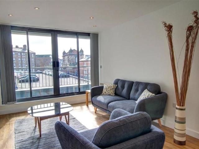 2 bedroom apartment to rent