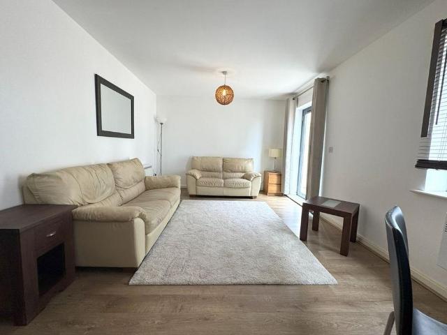2 bedroom apartment to rent