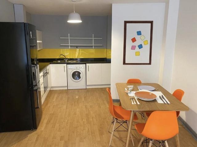 2 bedroom apartment to rent