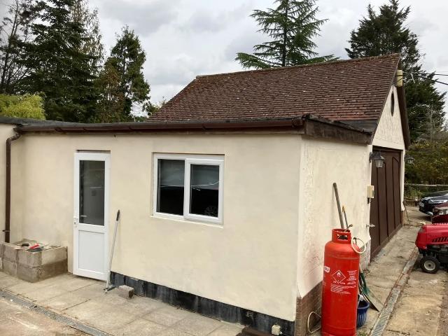 2 bedroom chalet to rent