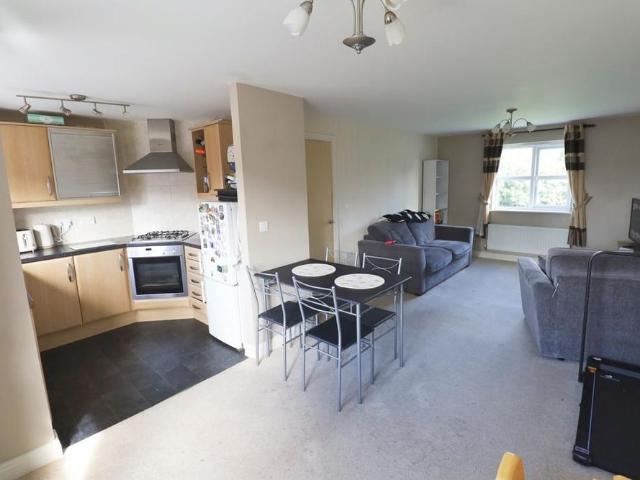 2 bedroom apartment to rent