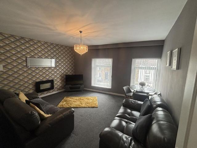 2 bedroom apartment to rent