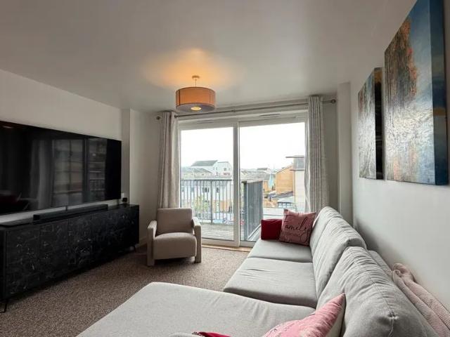 2 bedroom apartment to rent