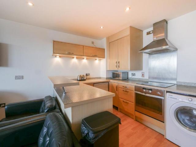 2 bedroom apartment to rent