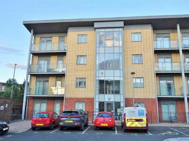 2 bedroom apartment to rent