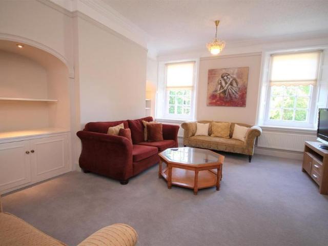2 bedroom apartment to rent