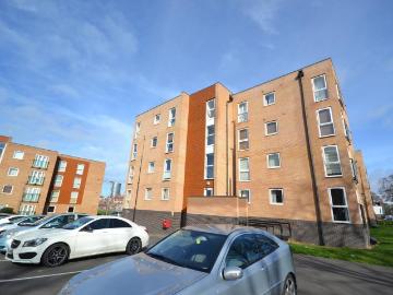 2 bedroom apartment to rent