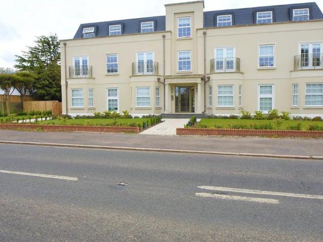 2 bedroom apartment to rent