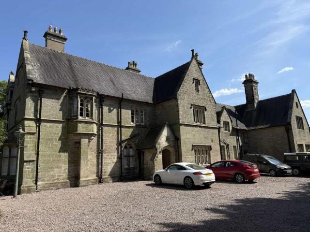 2 bedroom apartment to rent